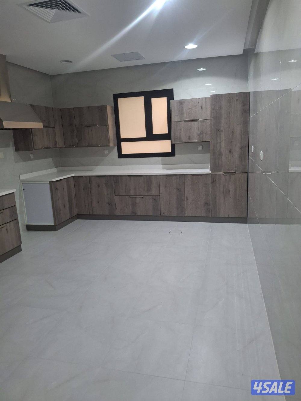 للإيجار فيلا بالمطلاع4