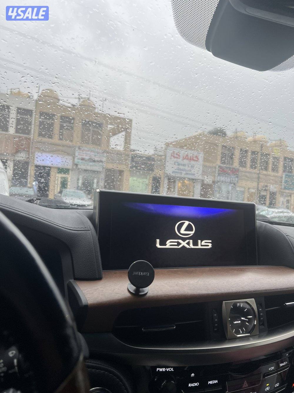 للبيع جيب لكزس1