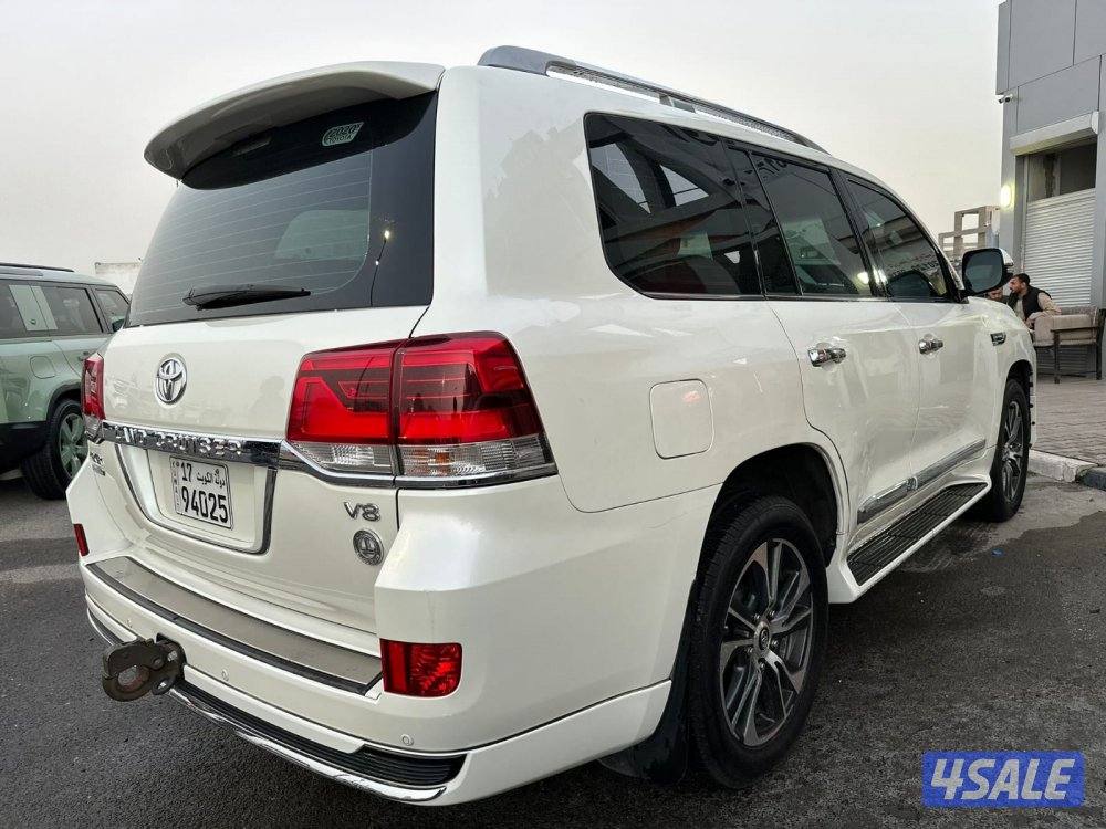 لاند كروز GX.R V8 تورنق ٢٠٢٠ الساير عداد ١٧٦ ألف شرط الفحص صبغ وكاله3