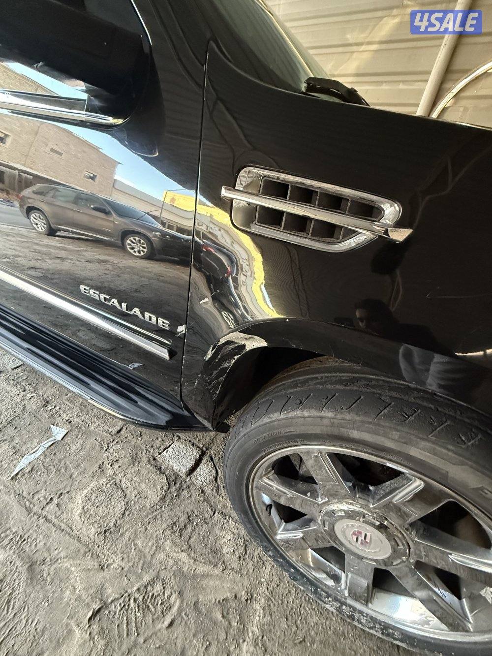 للبيع اسكاليد بريميوم4