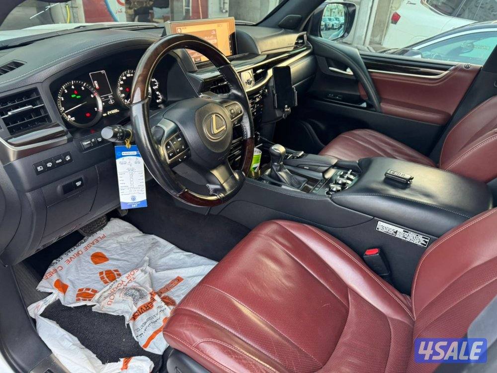 لكزس LX570 ٢٠١٦ وارد قطر عداد٢٤٧ ألف شرط الفحص صبغ باب الدبه سفلي فقط6