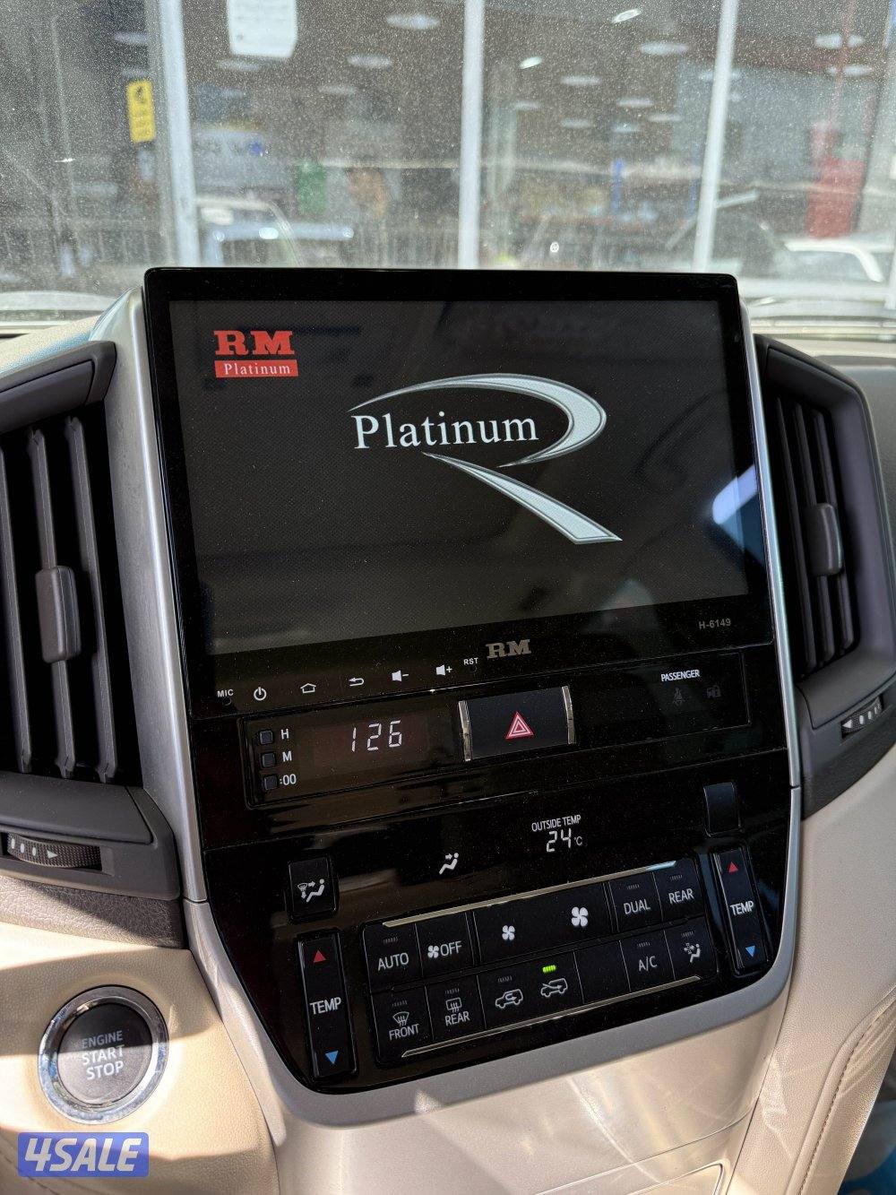 للبيع شاشه لاند كروز من موديل 2016 الي 20211