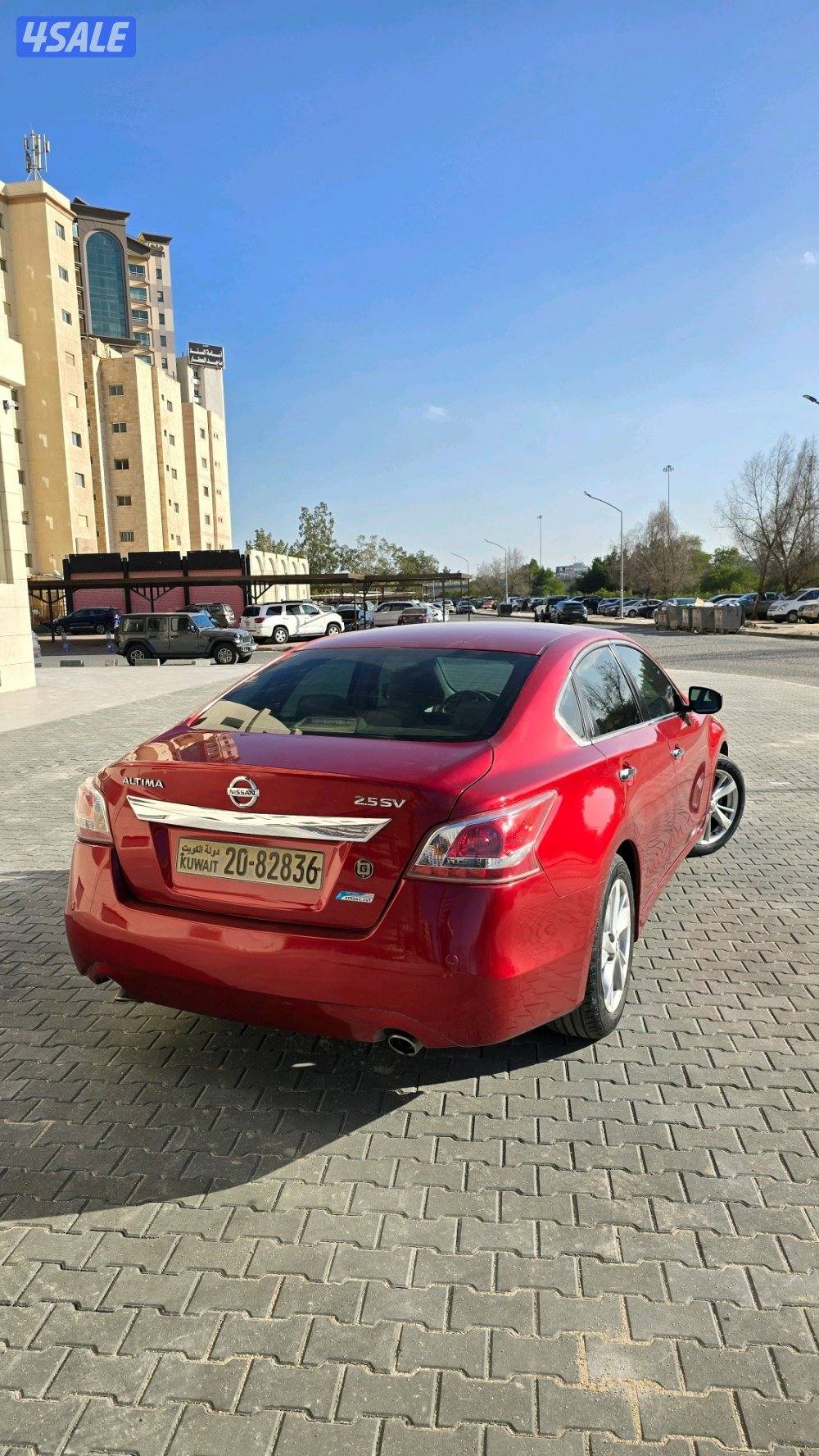 نيسان التيما ٢٠١٣ نص فل ممشى ٨٠ ألف مالك أول ٤ سلندر نظيفة جداً4