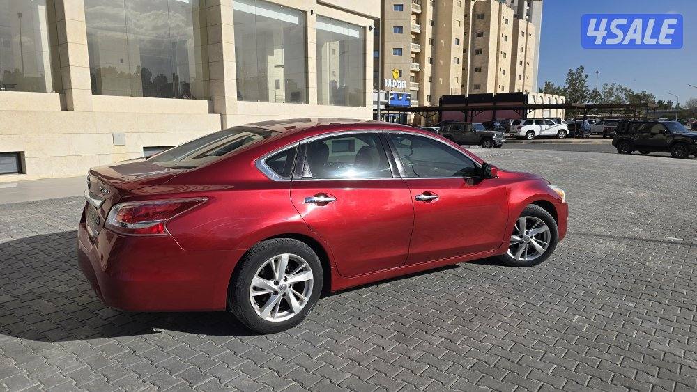 نيسان التيما ٢٠١٣ نص فل ممشى ٨٠ ألف مالك أول ٤ سلندر نظيفة جداً5