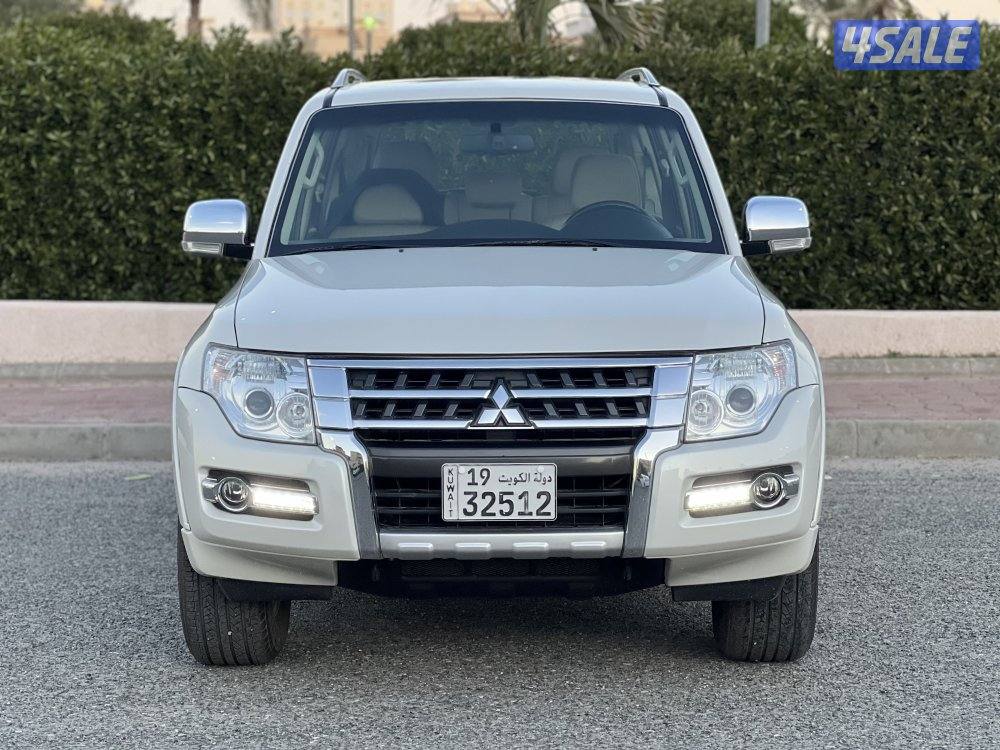 ميتسوبيشي باجيرو صدفي موديل 2021 للبيع2