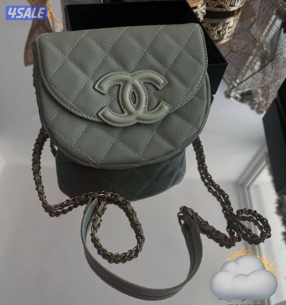 أبواك وشنط شانيل وديور5