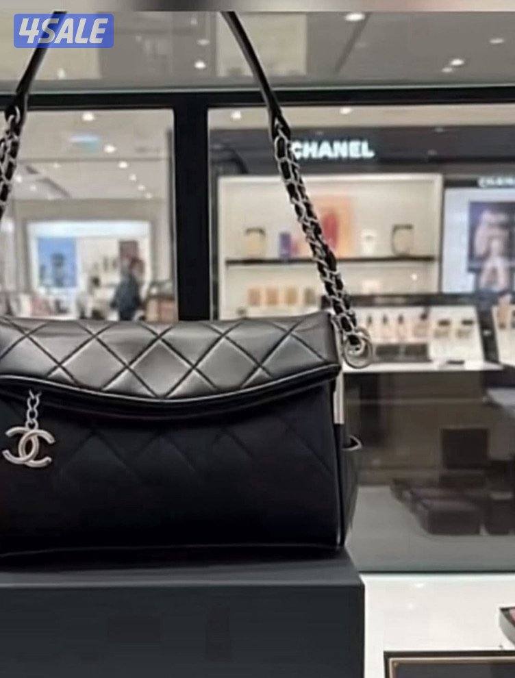 أبواك وشنط شانيل وديور6