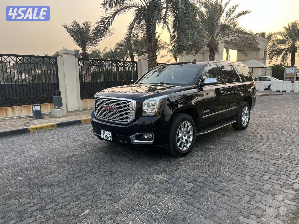 2017 YUKON DENALI0