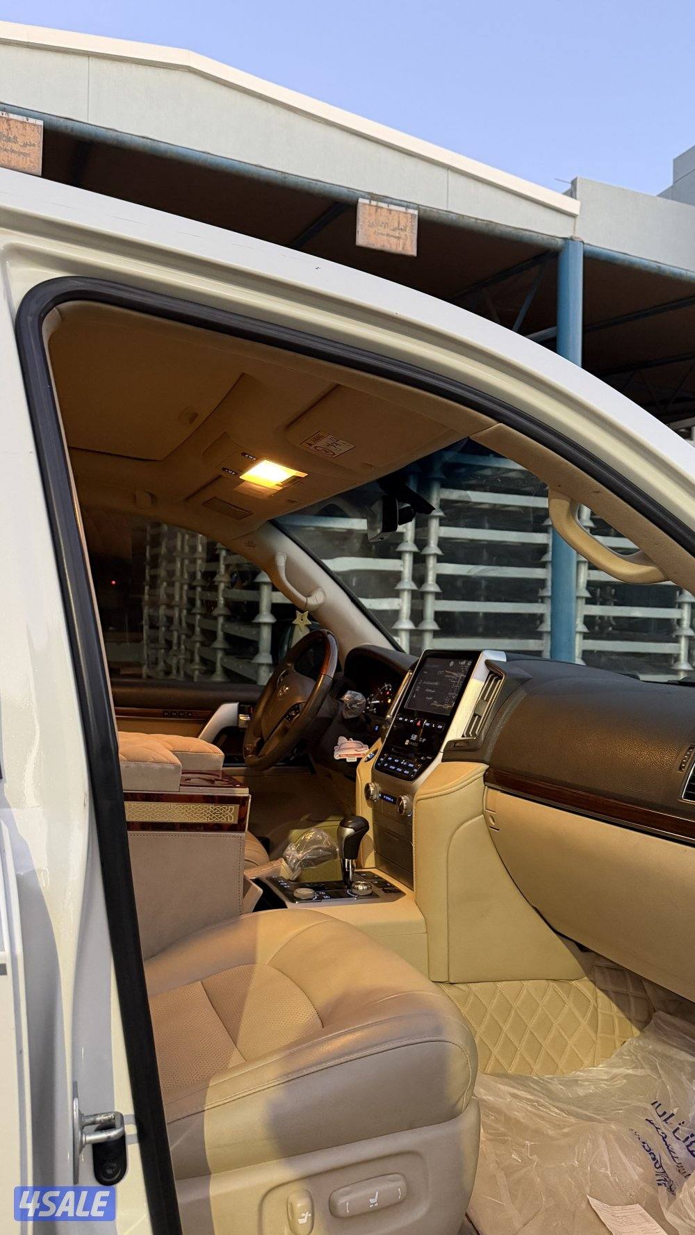 للبيع لاندكروز VXR1