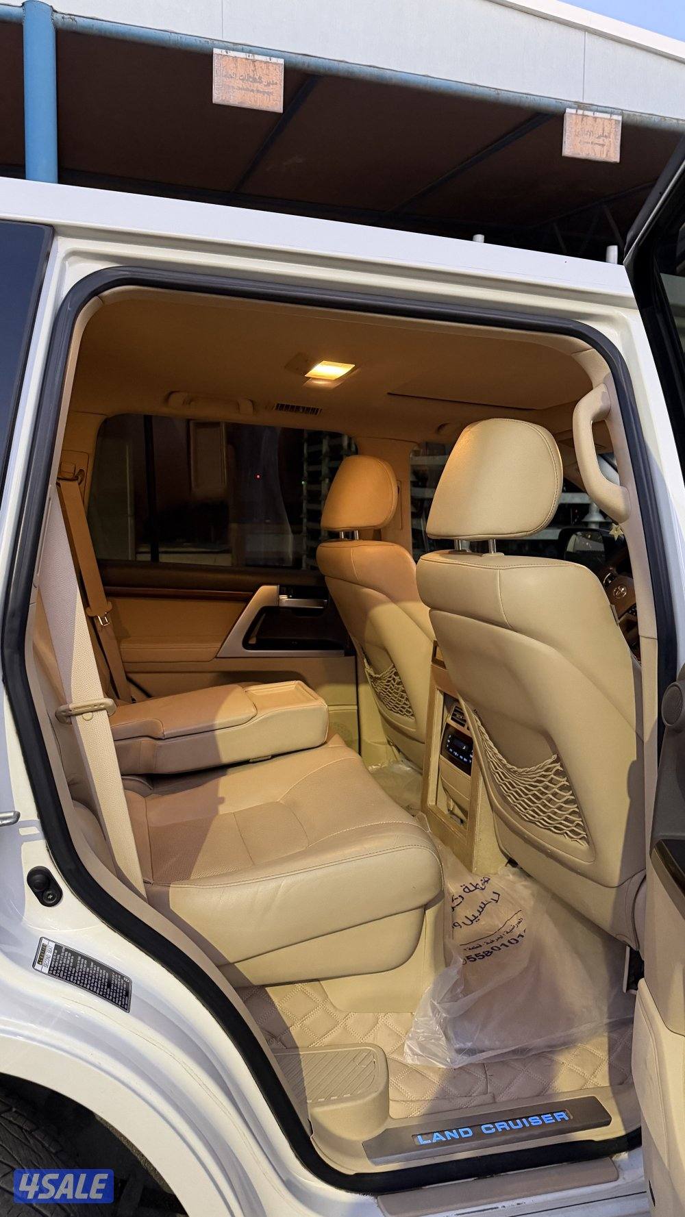 للبيع لاندكروز VXR4