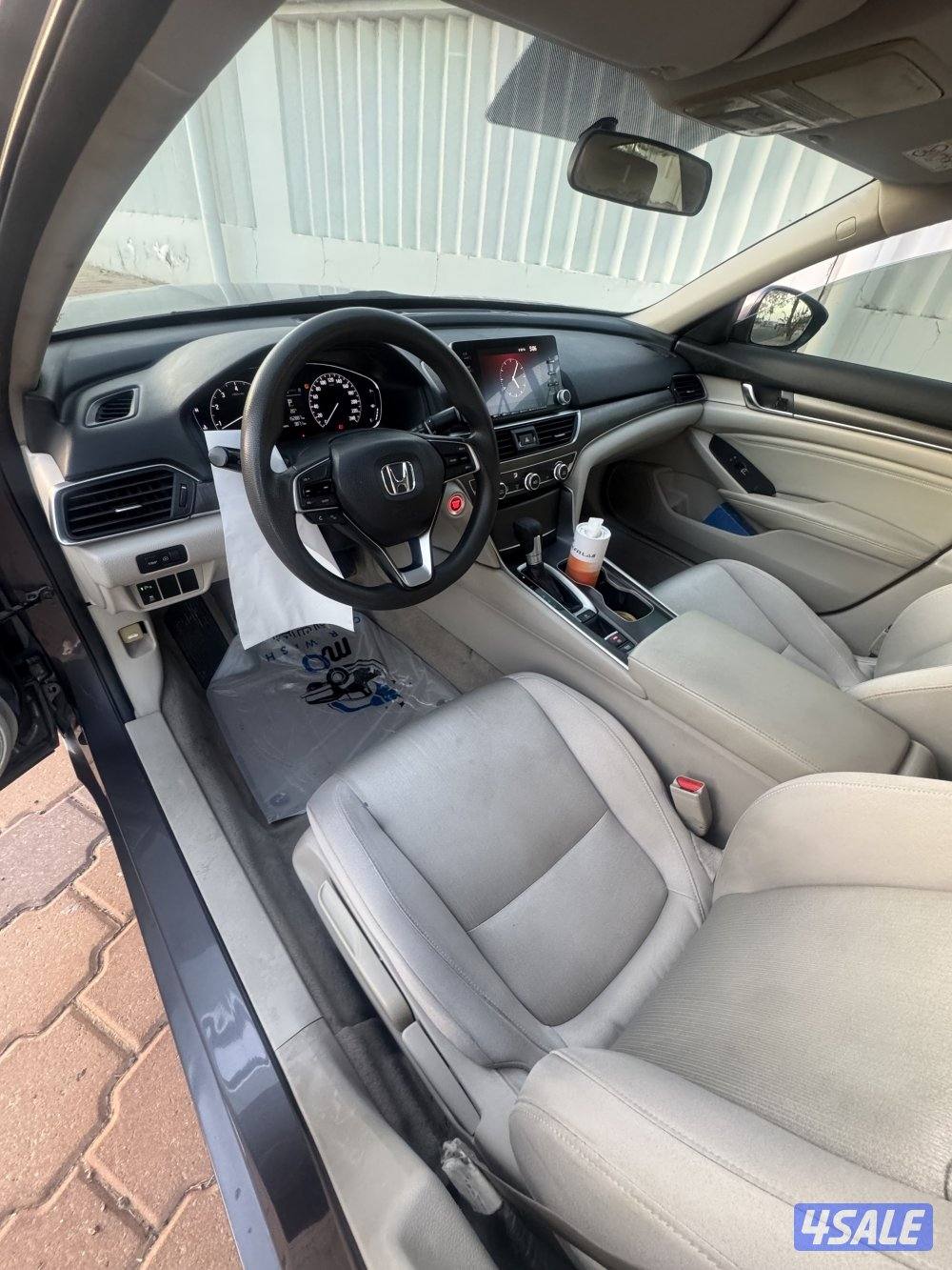 للبيع هوندا اكورد 20186