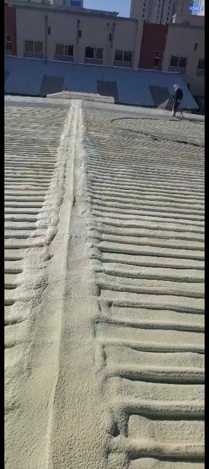 مقاول أعمال عازل مائي وحراري واعازل الاسطح الجديده والقديمه وصيانتها1