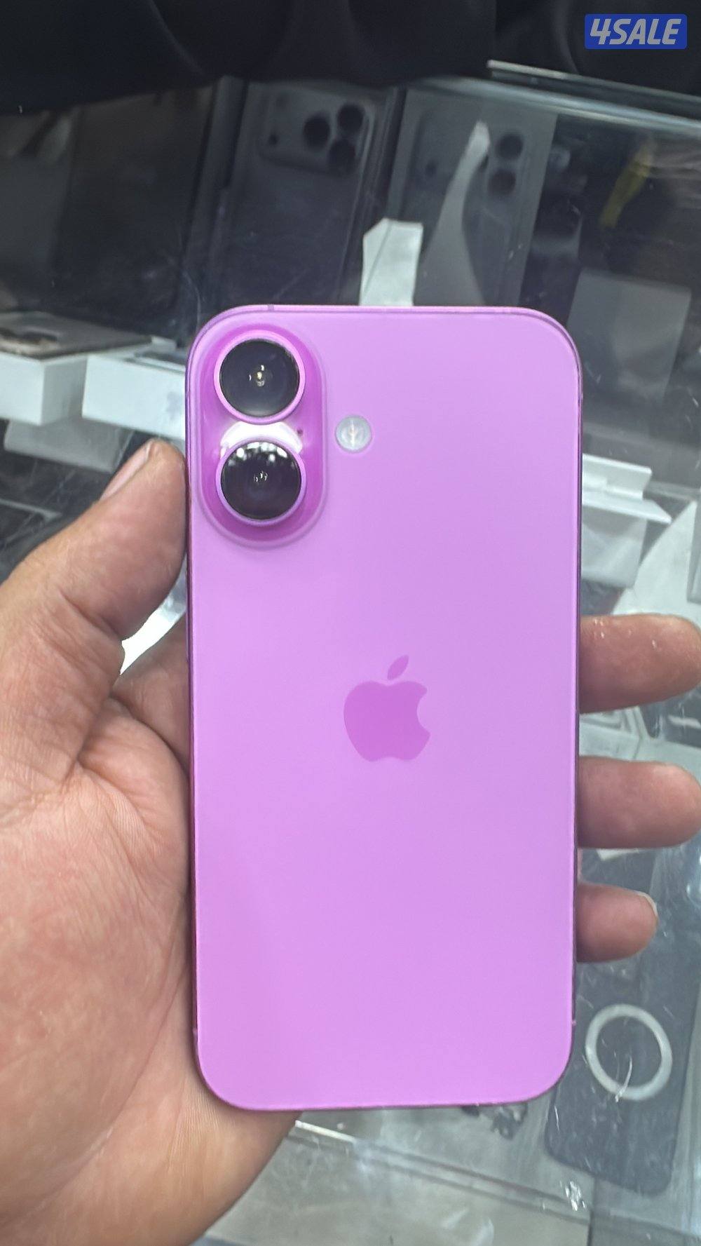 ايفون 16 عادى2