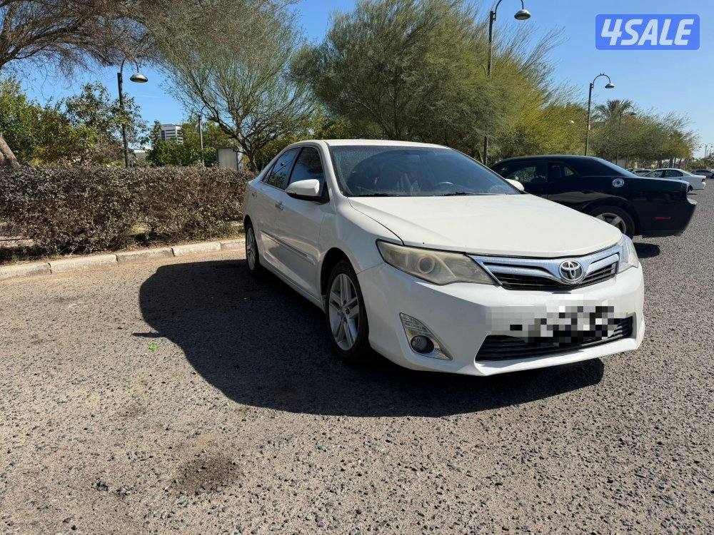 للبيع كامري GLX موديل 20142