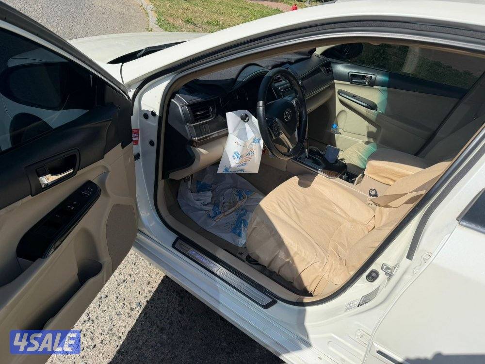 للبيع كامري GLX موديل 20144