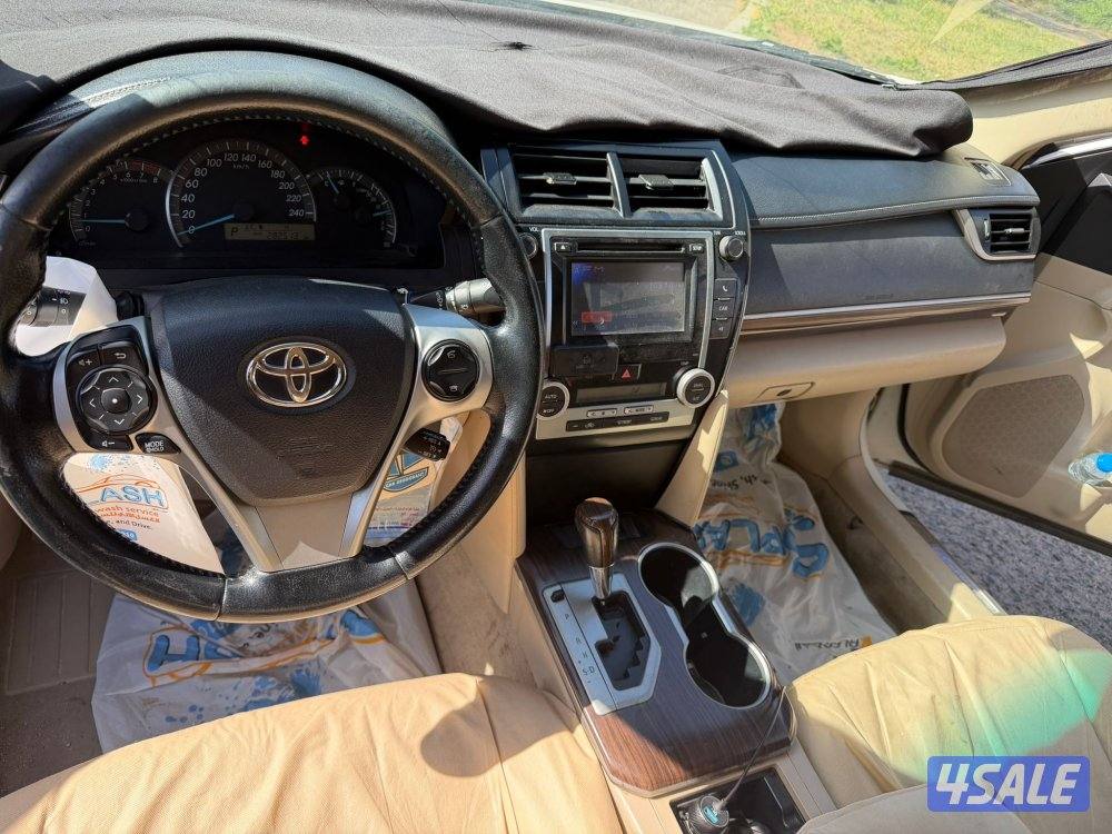 للبيع كامري GLX موديل 20145