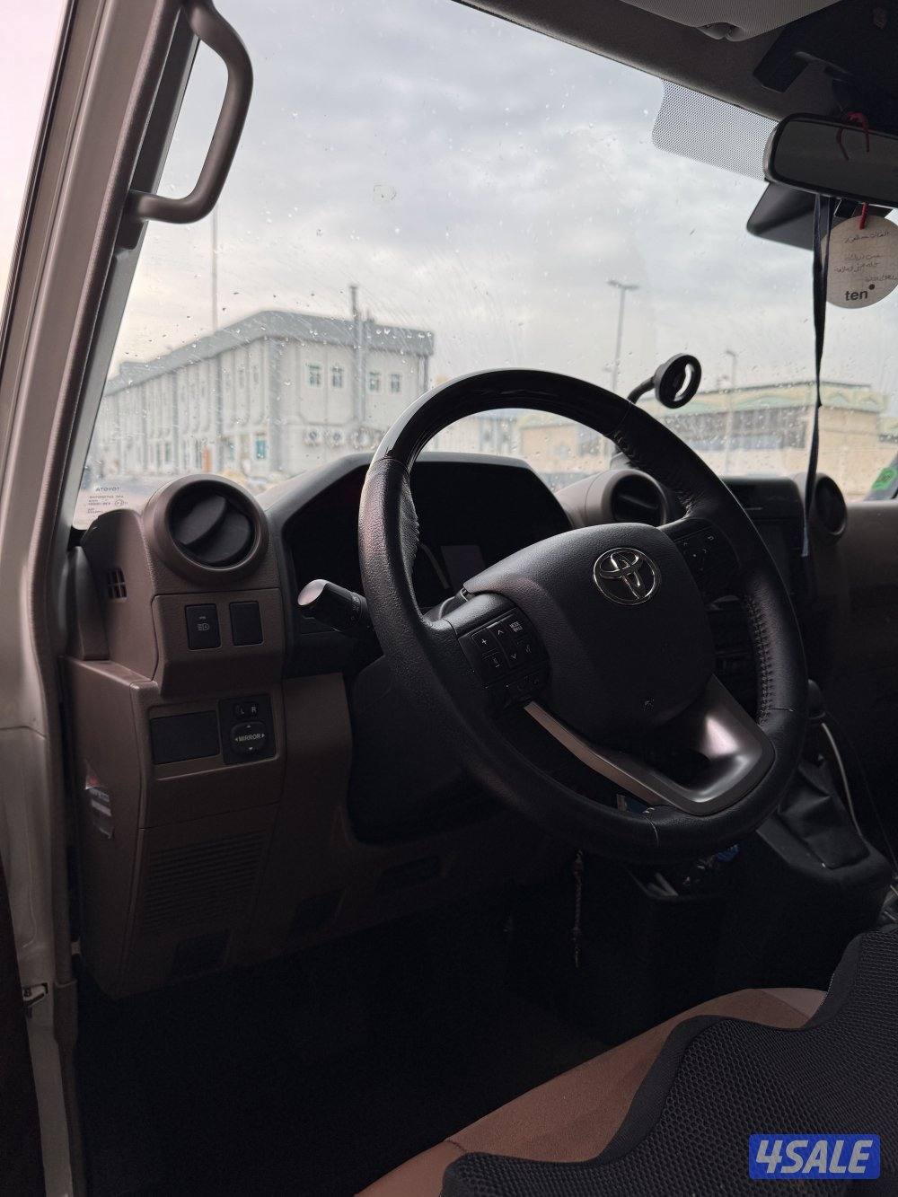 للبيع جيب نص ٢٠٢٤2