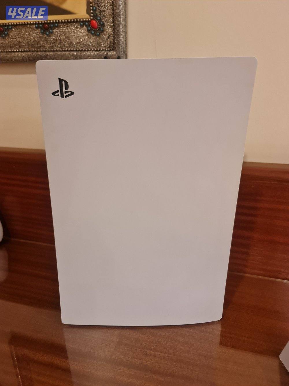 للبيع بلايستيشن ٥ ديجيتال نوع الاول5