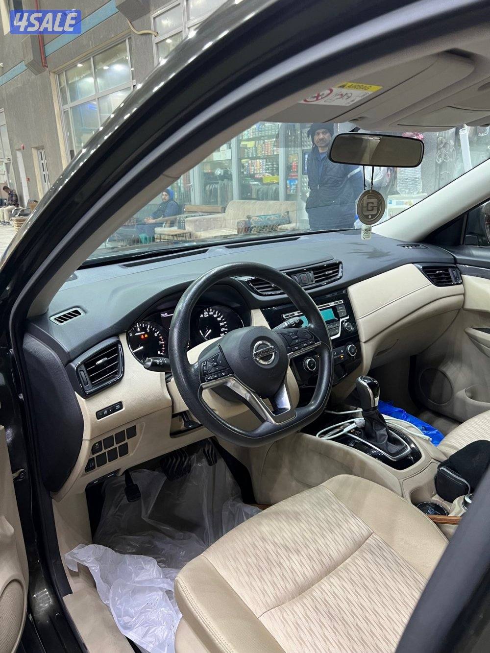 للبيع نيسان اكس ترل موديل  20188