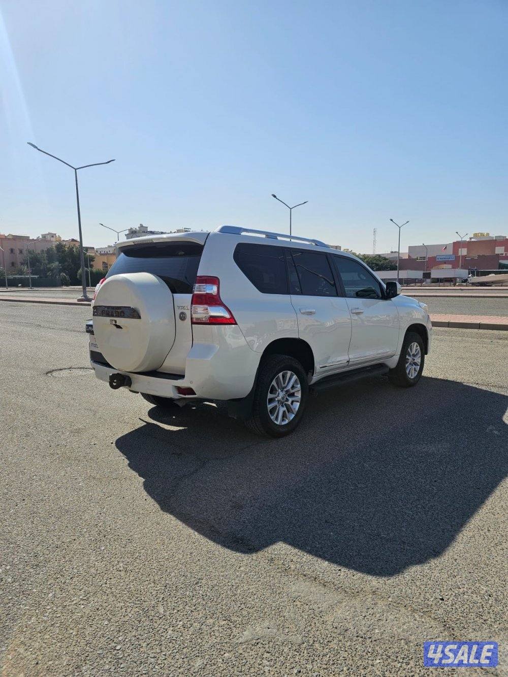 برادو ٢٠١٧ ابيض فتحه شاشه شرط الفحص صبغ الوكاله3