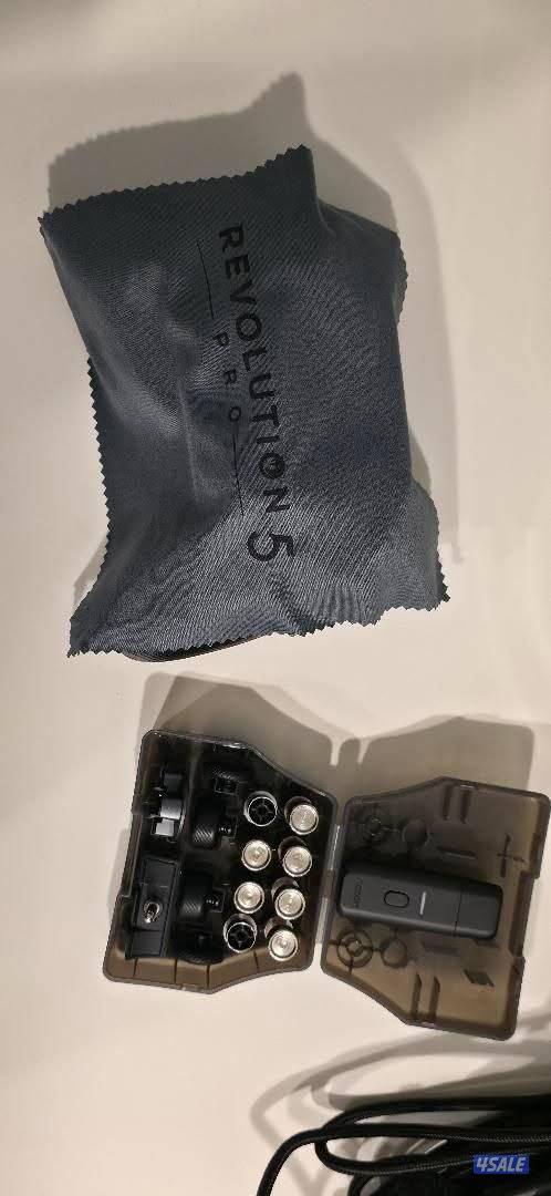 يد سوني REVOLUTION 5 PRO Black إستعمال نظيف2