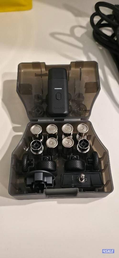 يد سوني REVOLUTION 5 PRO Black إستعمال نظيف3