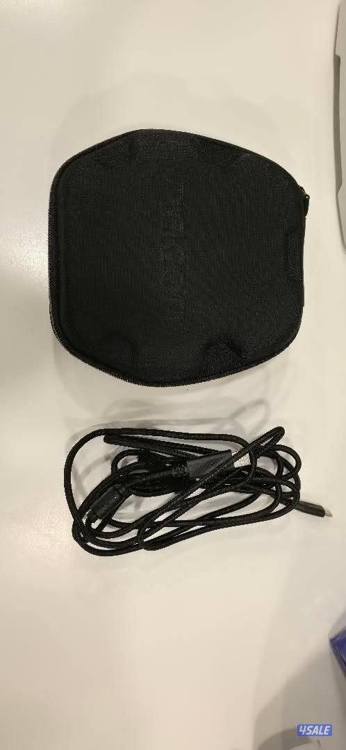 يد سوني REVOLUTION 5 PRO Black إستعمال نظيف4