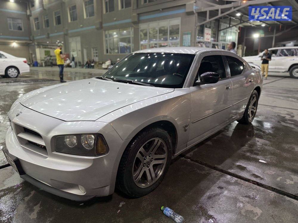 دودج شارجر 8V حالة فوق الممتاز ماشي ٢٠٠ فقط RT. Himi1