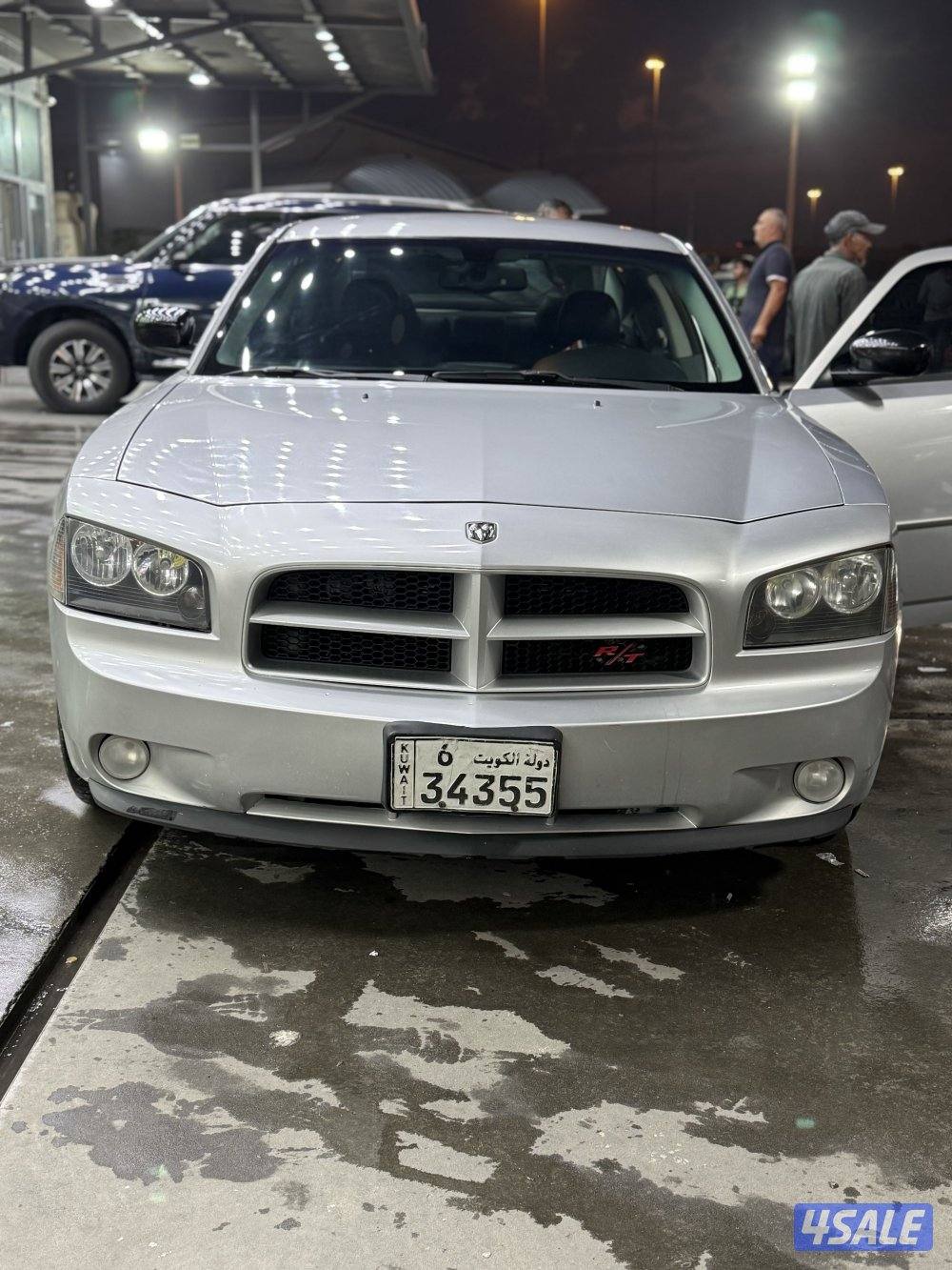 دودج شارجر 8V حالة فوق الممتاز ماشي ٢٠٠ فقط RT. Himi2