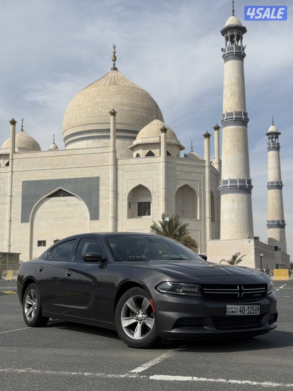 تشارجر ٢٠١٦ بحاله ممتازه0