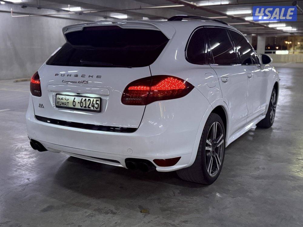 لبيع بورش GTS موديل 2013 عداد 1905