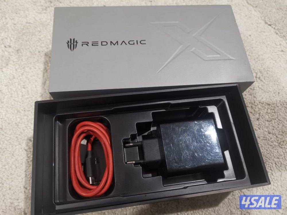 red magic 10 pro 512 16 +12 للبيع بحاله الجديد1