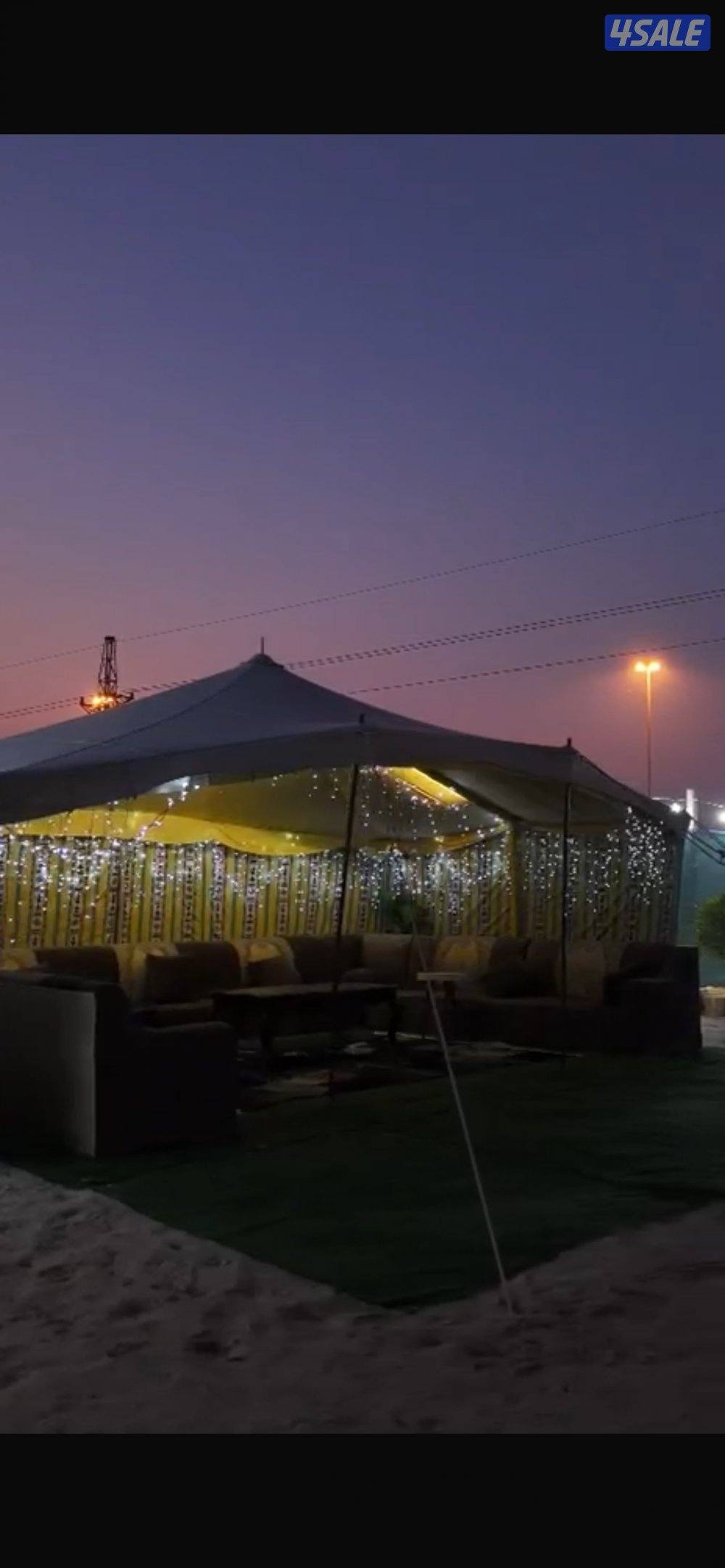 يتميز بأطلاله علي مرتفع ونظافه مخيم vip2