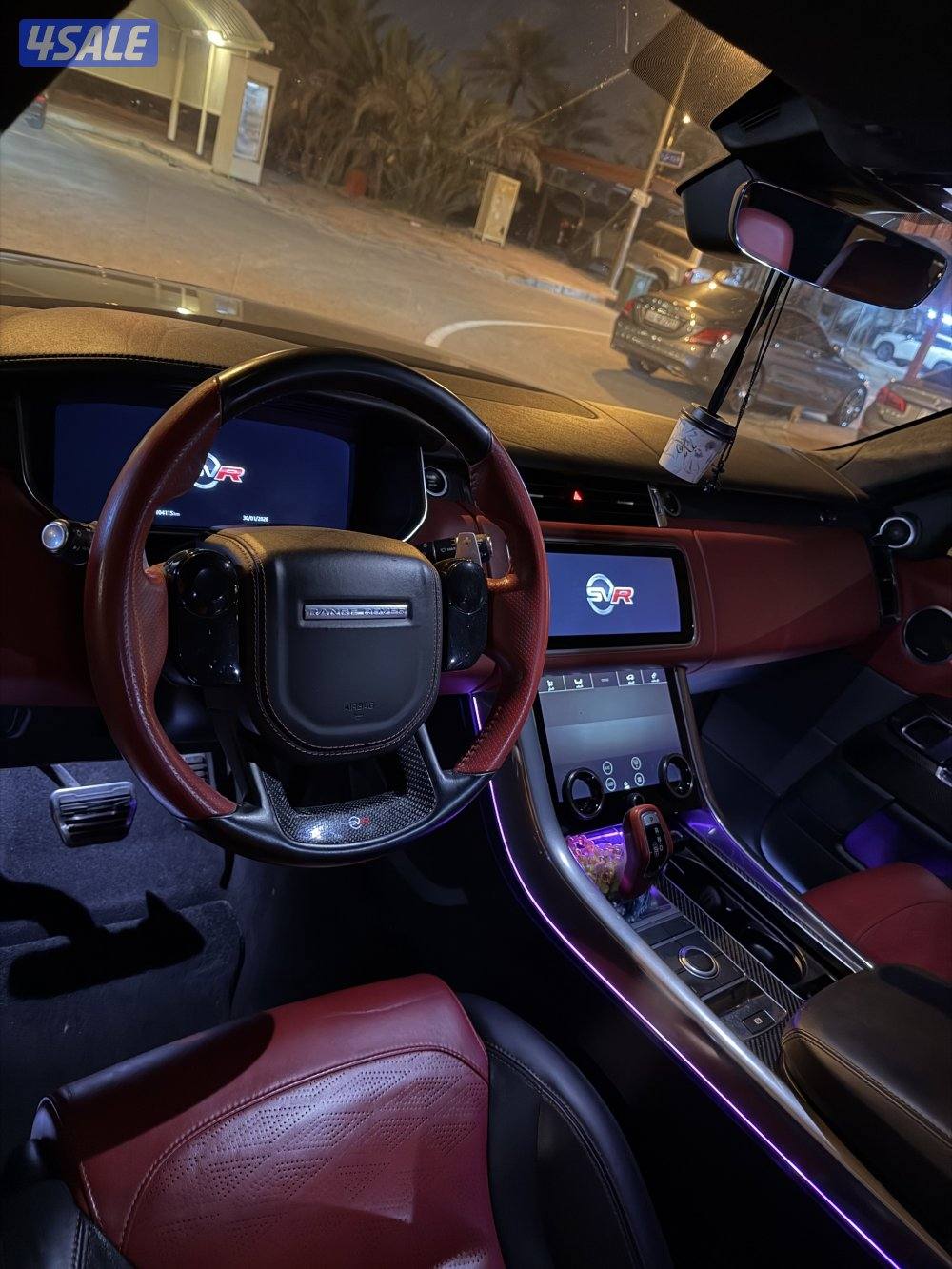 Range rover svr 2021 للبيع0