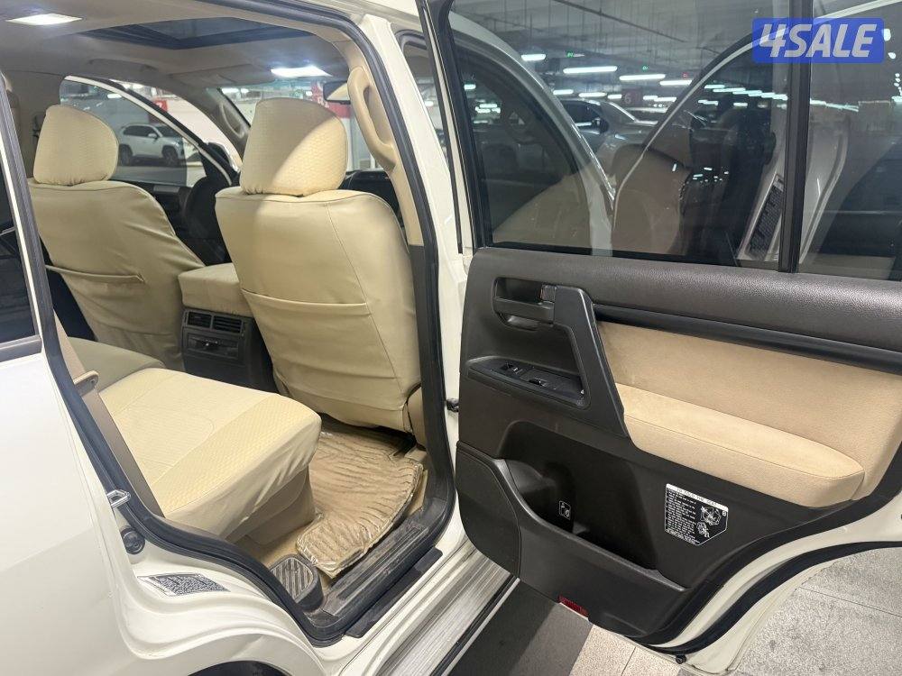 لاندكروزر GXR الساير7