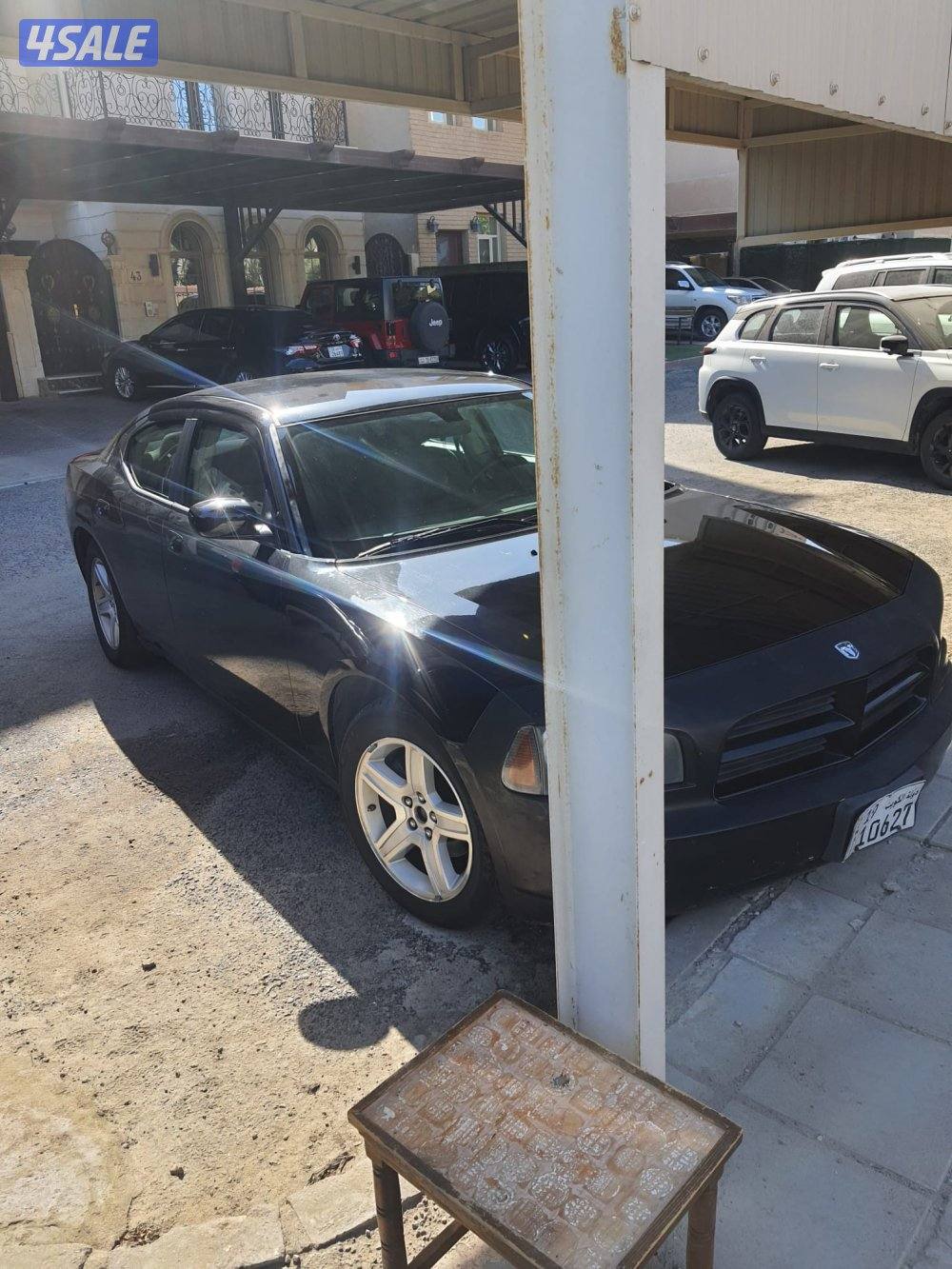 للبيع دودج شارجر0