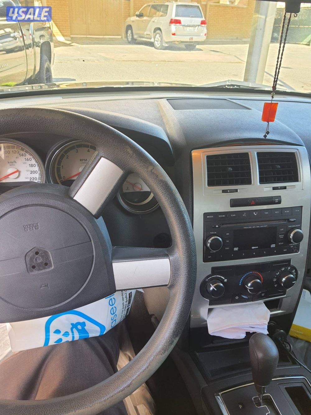 للبيع دودج شارجر1