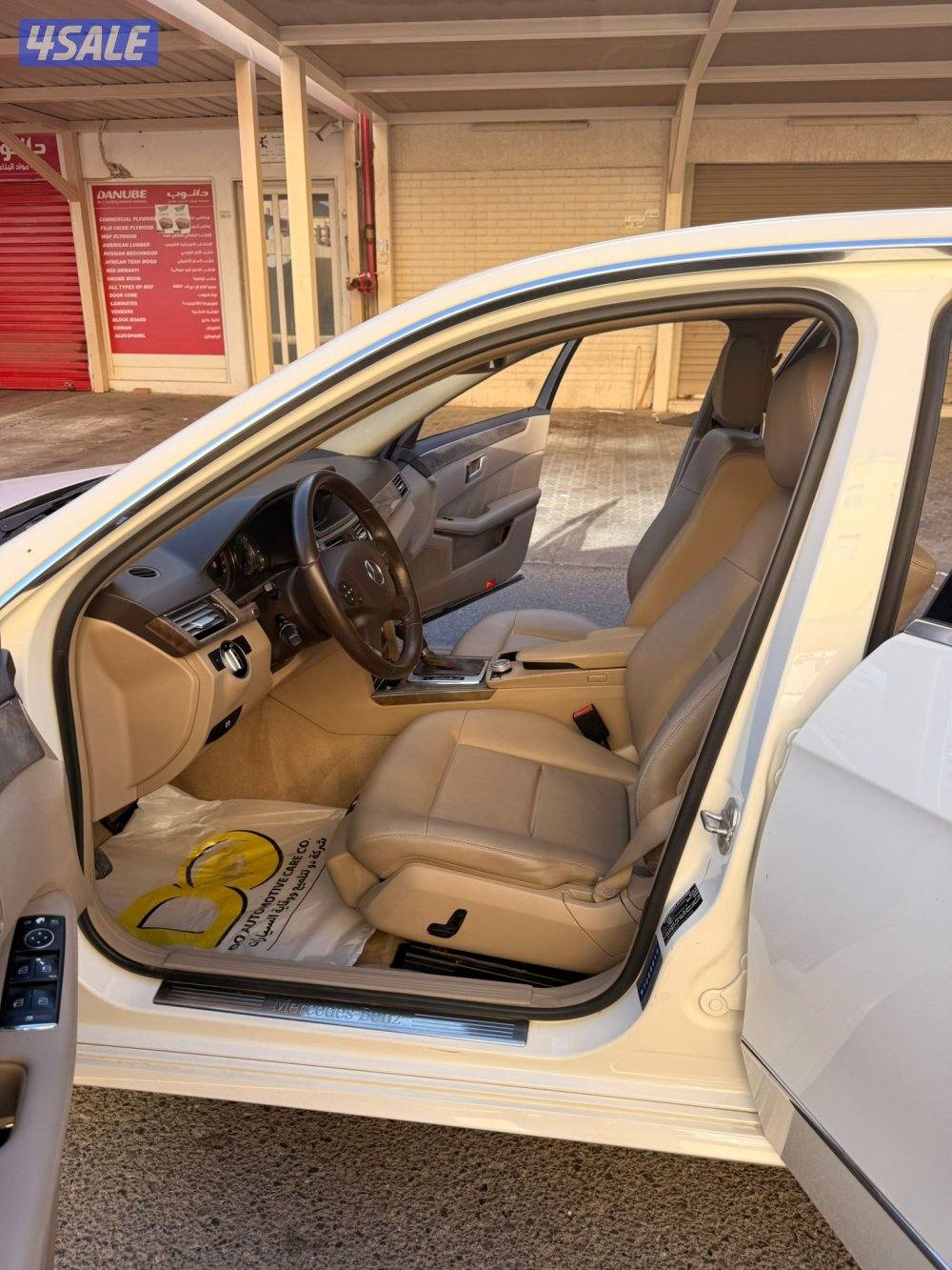 مرسيدس بنز بحالة فوق الممتازة سيرفيس منتظم حتي الآن5