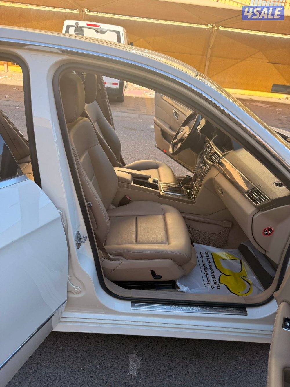 مرسيدس بنز بحالة فوق الممتازة سيرفيس منتظم حتي الآن7