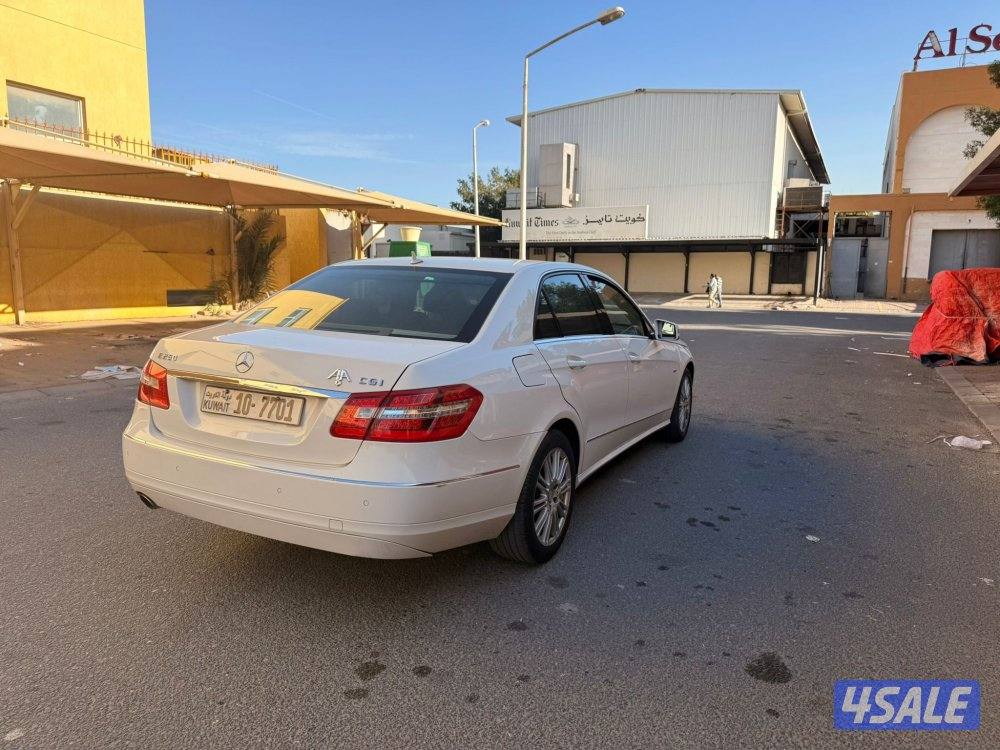 مرسيدس بنز بحالة فوق الممتازة سيرفيس منتظم حتي الآن9