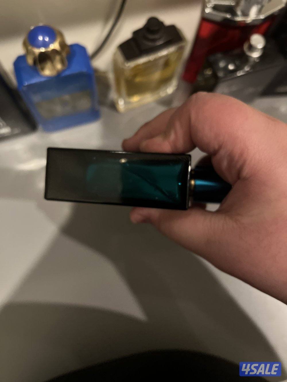 Selling this perfume3