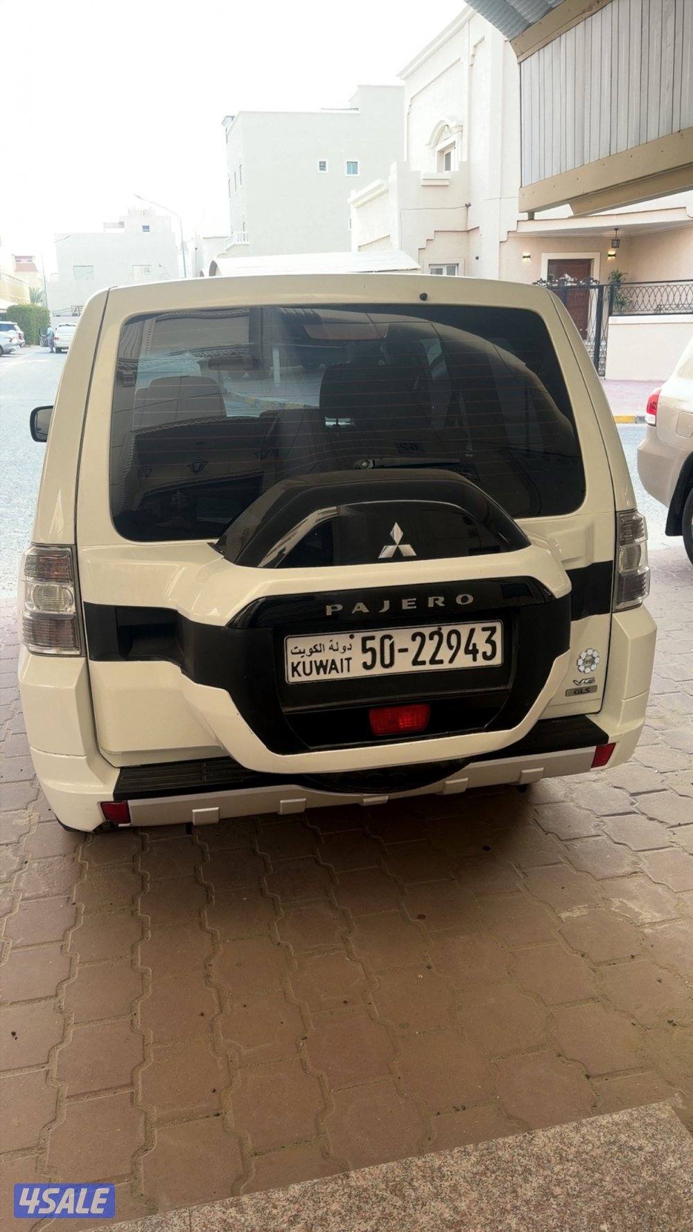 للبيع باجيرو6