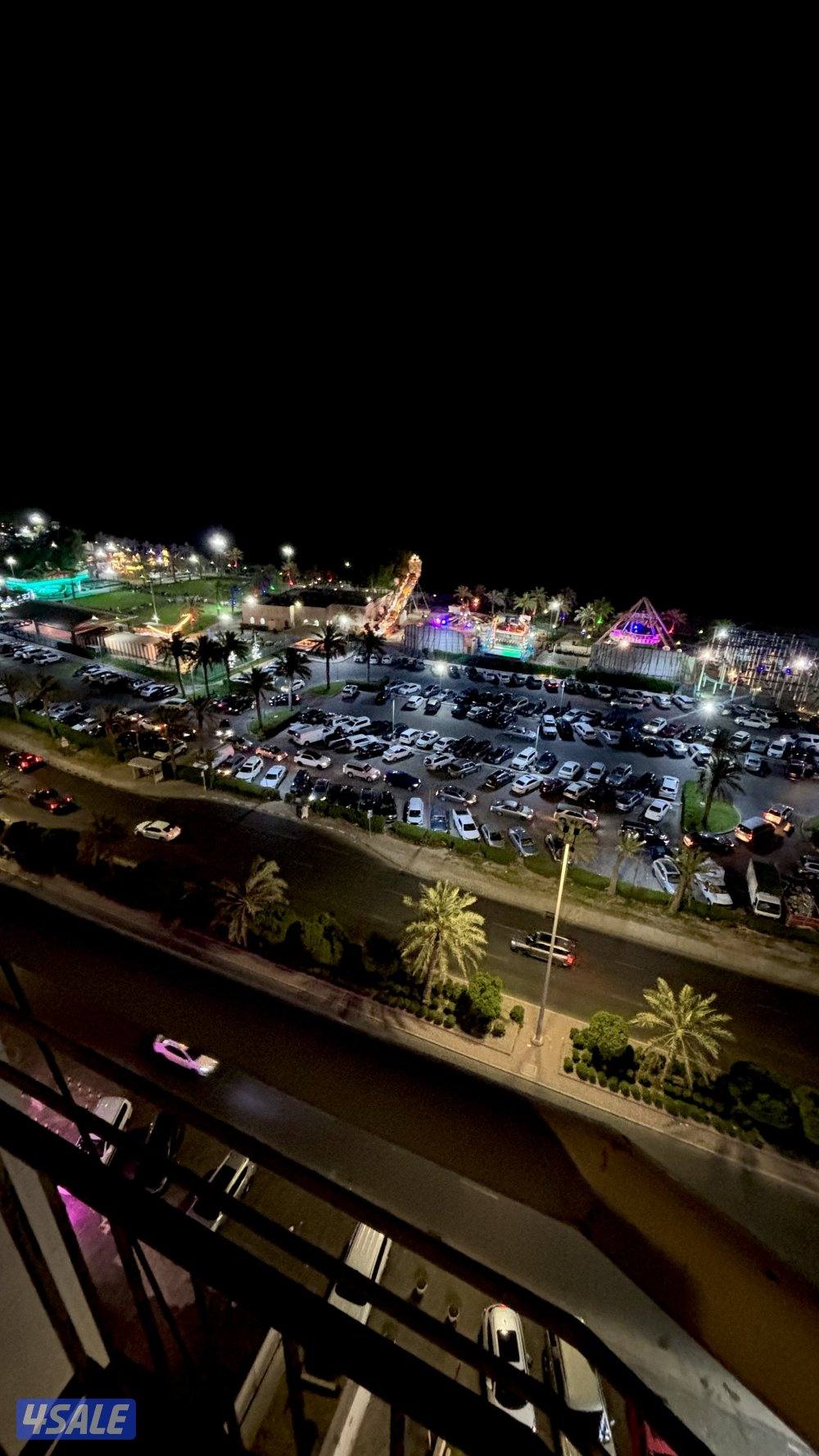 إطلالة بحرية غرفة و صالة مع لوبي مجهز بالكامل و مسبح خارجي7