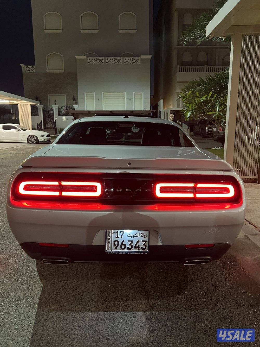 للبيع تشالنجر موديل 2019 ( سياره مخزنه ) ماشي ٣٦ الف3