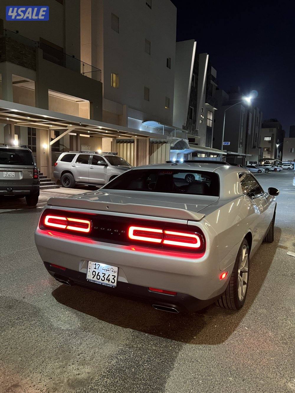 للبيع تشالنجر موديل 2019 ( سياره مخزنه ) ماشي ٣٦ الف4