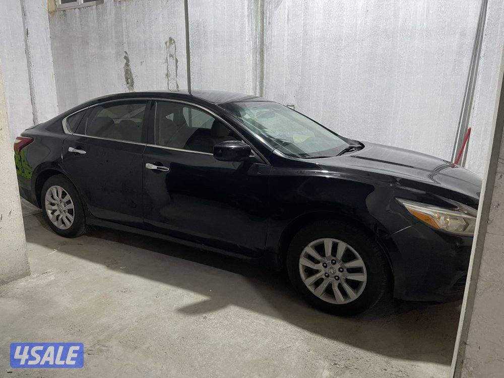 2018 Nissan Altima - 97000KM - Transmission Issue - Good condition2