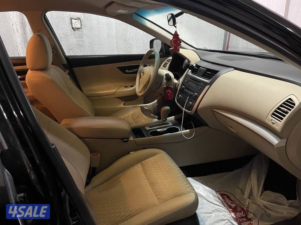 2018 Nissan Altima - 97000KM - Transmission Issue - Good condition4