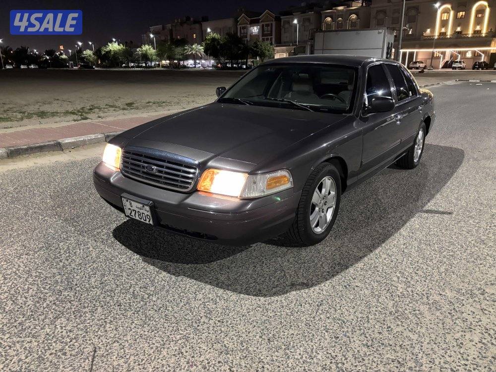 كراون فكتوريا للبيع ماشيه ٣٠٠٠٠٠ ألف كيلو الموتر نظيف وصبغ الوكاله2