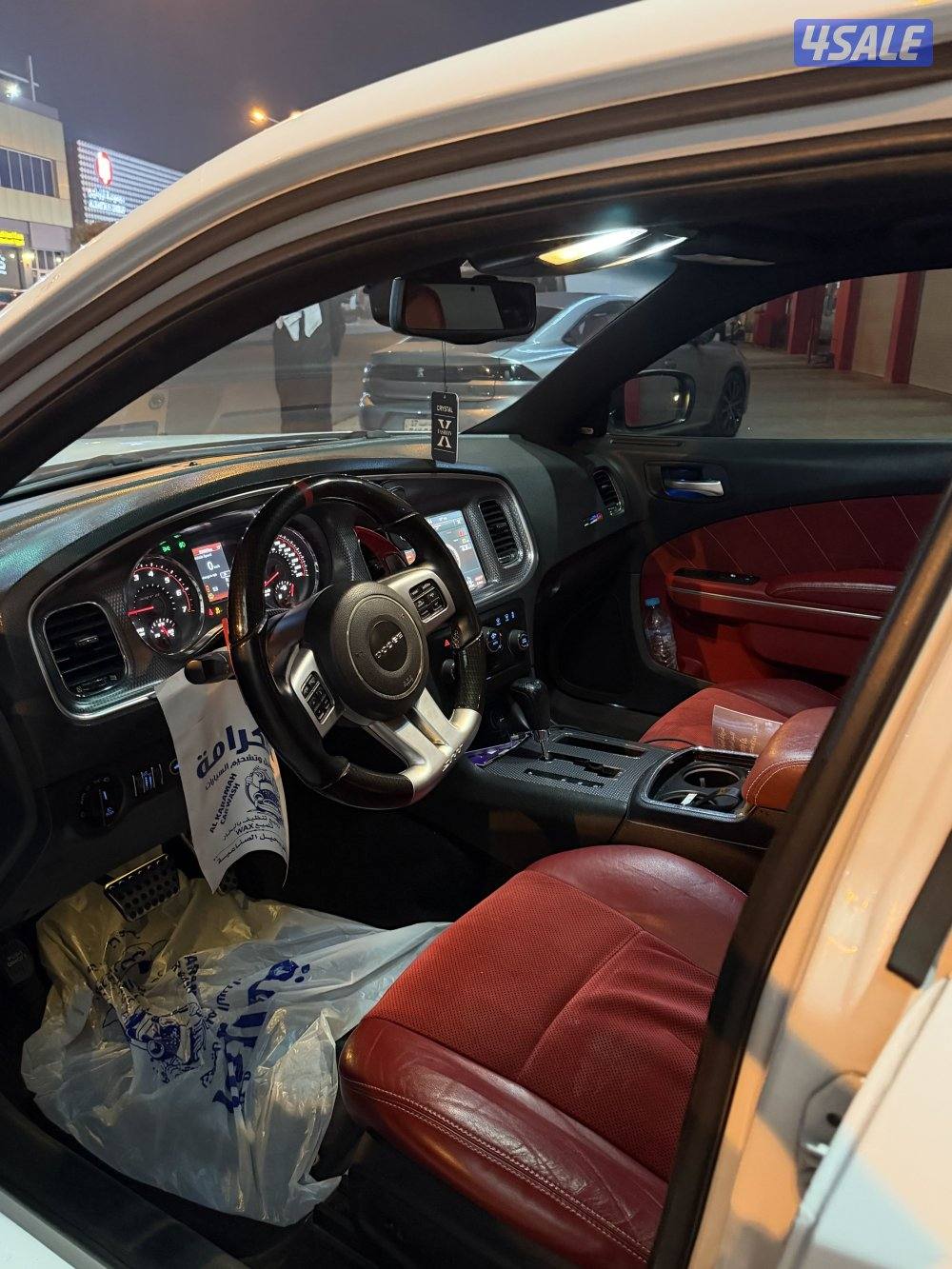 تشارجر SRT8  2013 اصلي تصريح اكزوز من الوكالة مختوم من المرور نظيييييف3