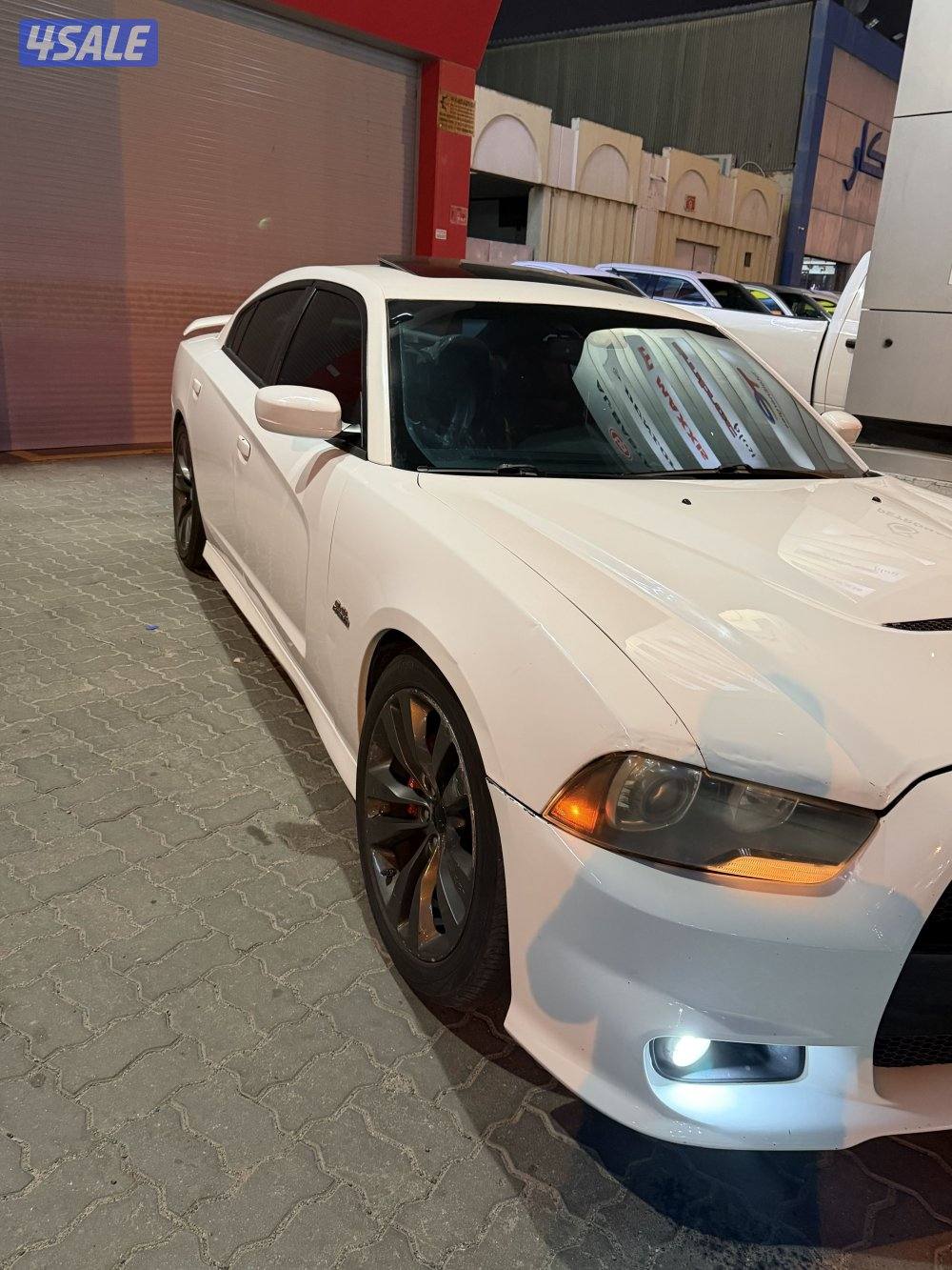 تشارجر SRT8  2013 اصلي تصريح اكزوز من الوكالة مختوم من المرور نظيييييف5